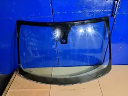 Begagnad Volvo OE framruta OEM 31278292