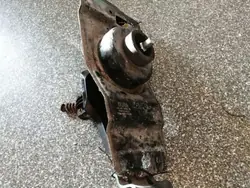 Reservhjulsfäste OEM CE1C9C30AJ för Chrysler
