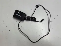 Hebilla Cinturón Delantero Izquierdo OEM 1S0857755 Skoda
