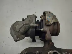 Turboahtimen 2.0 TDI Golf VI A3 8P Passat B7 Yeti OEM 03L253019P