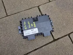 Jousituksen ohjausmoduuli OEM 9666630880 - Käytetty