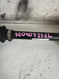 VOLKSWAGEN TRANSPORTER AXE GAUCHE 7E0407271L