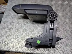 Nahka-kyynärnoja BMW 3 E46 OEM 8213679