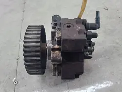 Pompe à injection OEM 8200456693 pour Renault Trafic II