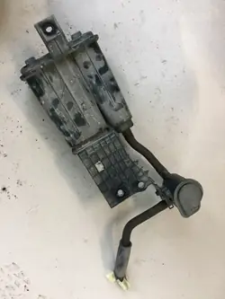 Filtre à carburant OEM 123 pour Kia Ceed III 1.4 T-GDI