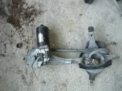 Pyyhkijän mekanismi Mercedes W124 A1248200808