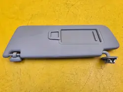 Audi A1 solskydd vänster OEM 82A857551D