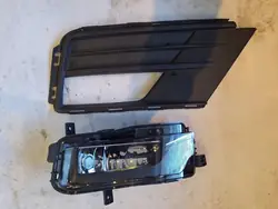 Volkswagen Caddy Tappo Griglia Anteriore OE 2K5853666F