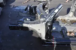 OEM 422526 Larguero Cuarto Delantero Izquierdo MINI F65/F66