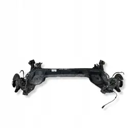 Taka-akselipalkki OEM DLK39883 Renault Clio V:lle