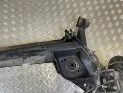 Poutre arrière OEM DLK39883 pour Renault Clio V