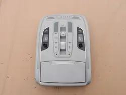 Audi A8 Interieurverlichting OEM 4H0947135R - Gebruikt