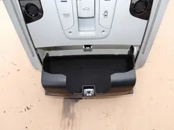 Audi A8 Innenraumleuchte OEM 4H0947135R - Gebraucht