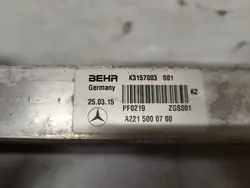 Radiador Mercedes OEM A2115000700 - Usado
