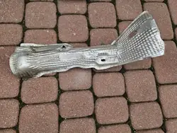 OEM www.OPELCZESCI.com-B445 Escudo térmico escape Opel Mokka B