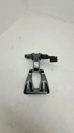 Charnière arrière gauche OEM 3SD827299 Bentley