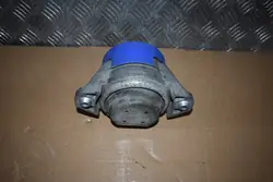 Vasen moottorituki Mercedes W217 W222