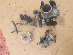 Kit vanne papillon & EGR Daewoo Matiz 98-03 - 3 pièces