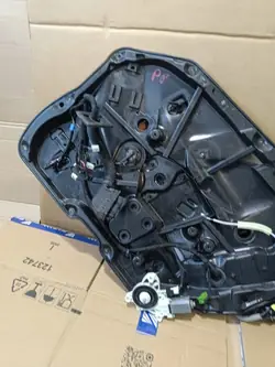 Höger framlås Mercedes-Benz S W222 A2227601400