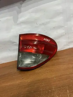 Panneau arrière carrosserie OEM D2925 Mercedes-Benz E W210