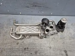 EGR-jäähdytin OEM 03L131512BH VW Golf VI 1.6 TDI:lle