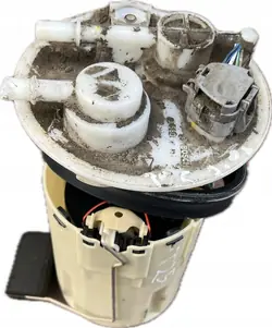 Polttoainepumppu Toyota Avensis T25 2.0 VVTI 058030F001