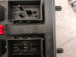YQE500300 Sulakekotelo Land Rover 2.7 TDV6 Käytetty