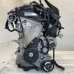 Kokonainen moottori tarvikkeilla VW PASSAT B8 1.4 TSI CZC