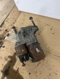 Startmotor OEM 9827008580 för 2.0L motorer