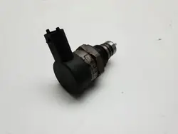 Volvo S60 I V70 II 2.4 D5 Sensor de Combustível 0281002712