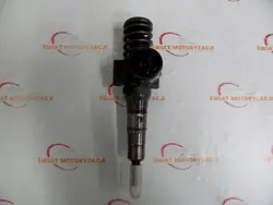 Ruiskutuspumppu OEM 03G130073G+ 2.0 TDI CRD:lle