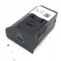 USB-C-portti OEM 96125-L8BA0 Kia Sportage V 2025