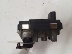 Mercedes Turbosäätäjä OEM 6NW008412 - Käytetty