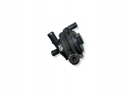 Pompe à eau Volvo C40 OEM 32339643 - Occasion