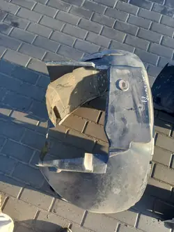 Right Front Wheel Arch Audi A4 B8 8K0821172N