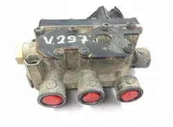 81.25902-6144 Volvo ECAS-venttiili - Käytetty
