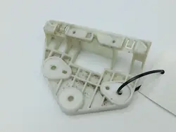 Glissière de lampe droite Nissan Navara D23