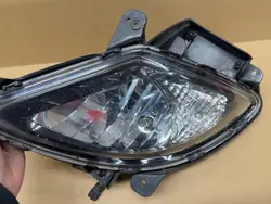Phares avant gauche HYUNDAI IX20 LEWY HALOGEN OEM