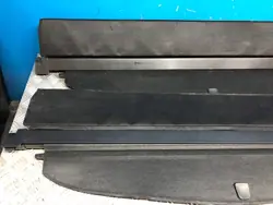 Store de coffre Peugeot OE 96842140ZE d'occasion