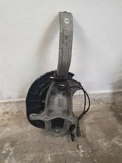 OEM 670039063 Roulement de moyeu avant gauche - Maserati
