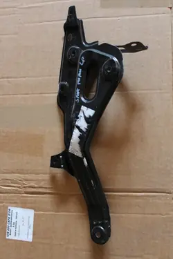 Support d'aile avant gauche OEM asdft566taasasd