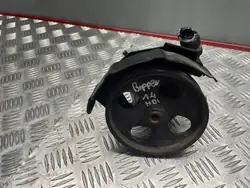 Pompe de direction OEM 1222333440 pour Peugeot Bipper