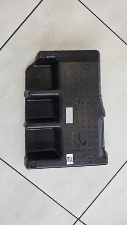 Cobertura inferior porta-malas Porsche Taycan OEM 9J1861815
