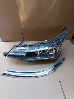 Vänster strålkastare OEM 0090 för Toyota Corolla 2016-2018