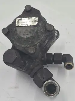 Renault OE ohjausvahvistinpumppu OEM 5010557602