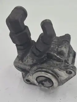 Pompe de direction assistée Renault OE OEM 5010557602