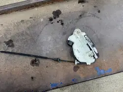 Fram höger dörrlås Audi A1 Seat Ibiza Skoda Fabia Superb VW