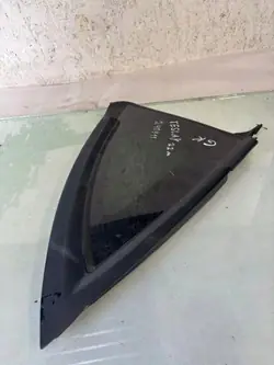 Tesla Model S vänster bakruta OEM 162116200B