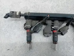 V7575645 Inspuitrail voor Peugeot 2008 1.6L