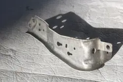 Support de ceinture gauche avant BMW OEM 7301585